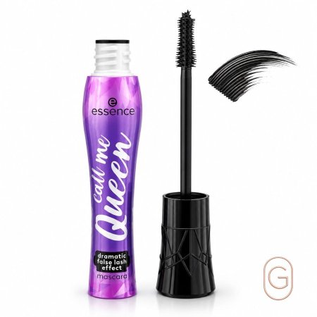 dramatic false lash effect