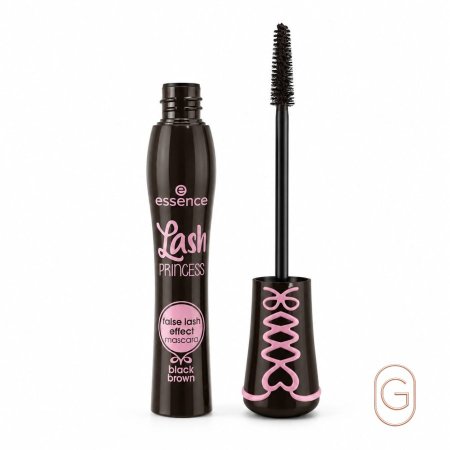 Brown false lash effect